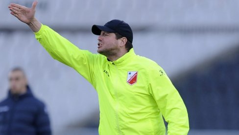 LALATOVIĆ PONOVO U SVOM STILU: Ako novi trener ponovi rezultate kakve sam ja imao daću mu 50.000 evra za džeparac