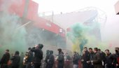 ČEKAJU IH ŽESTOKE KAZNE: Mančester junajted objasnio kako su navijači upali na stadion (FOTO)