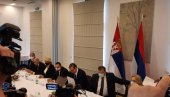 VUČIĆ U KOZARSKOJ DUBICI: Velika pomoć Srbije Republici Srpskoj - više od 10 miliona evra za četiri opštine (FOTO/VIDEO)