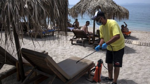 OTVORENE PLAŽE U GRČKOJ: Posetioci moraju da poštuju 4 pravila, 2 će teško pasti i srpskim turistima