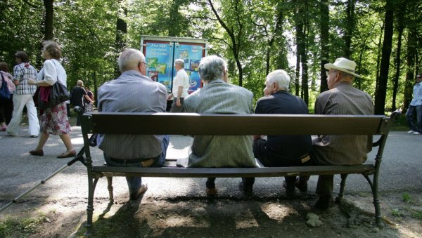 БЕСПЛАТНА БАЊА ЗА ПЕНЗИОНЕРЕ: Расписан конкурс, а ово су услови које морате да испуните