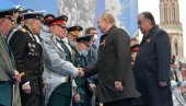 ПУТИН ЧЕСТИТАО ВЕТЕРАНИМА 80 ГОДИНА ОД ПОБЕДЕ: Одбранили сте свет од смртоносне претње ПУТИН ЧЕСТИТАО ВЕТЕРАНИМА 80 ГОДИНА ОД ПОБЕДЕ: Одбранили сте свет од смртоносне претње