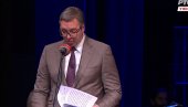 POSLUŠAJTE ISTORIJSKI GOVOR ALEKSANDRA VUČIĆA NA DAN POBEDE: Naše je da ne dozvolimo da laž pobedi istinu! (VIDEO)