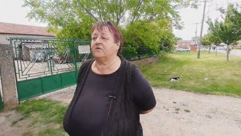 BICIKL I PAPUČE OSTALI ISPOD KOMBIJA: Meštani Popovca u šoku nakon tragedije - Dečak (4) podleteo pod kombi (VIDEO)