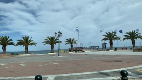NEMAC UDARIO AUTOMOBIL SRPSKIH TURISTA U PARALIJI: Ono što je uradio posle toga, iznenadilo je sve (FOTO) NEMAC UDARIO AUTOMOBIL SRPSKIH TURISTA U PARALIJI: Ono što je uradio posle toga, iznenadilo je sve (FOTO)