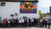 ODAVDE JE ZRENJANINSKA PETORKA OTIŠLA U LEGENDU: Košarkaši “Proletera” i reprezentacije Jugoslavije dobili mural (FOTO)