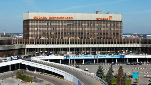 AERODROMI U MOSKVI NE FUNKCIONIŠU, UKRAJINCI IZVELI NAPAD DRONOVIMA: Svetski lideri ne mogu da slete