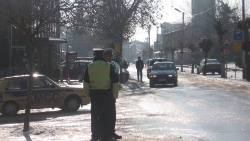 DALA CELU SVEKROVU UŠTEĐEVINU DA SKINU CRNU MAGIJU: Policija na tragu lažnim vidovnjacima koji su ojadili ženu za 380.000 evra