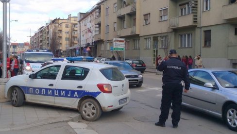 VOZAČ I BICIKLISTA SA VIŠE OD DVA PROMILA ALKOHOLA: Policija za dan u Južnobačkom okrugu otkrila i sankcionisala 256 prekršaja