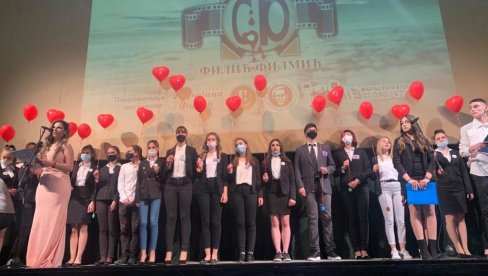 МЕМОРИЈАЛНИ КОНКУРС  „ФИЛИЋ ФИЛМИЋ“ : Млади ствараоци у спомен на убијеног Стефана, матуранта из Велике Плане