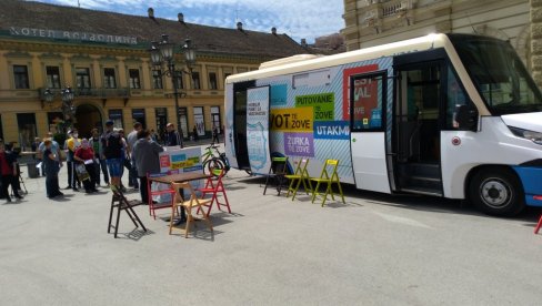 UZ „FAJZERA“ I KARTA ZA „EGZIT“: Mobilni punkt za vakcinaciju u centru Novog Sada