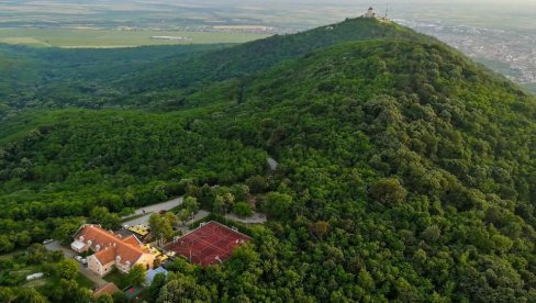 U VRŠAC PO PUNA PLUĆA: Vrščani ljubomorno čuvaju svoj vazduh, za koji kažu da je najkvalitetniji u ovom delu Evrope (FOTO)