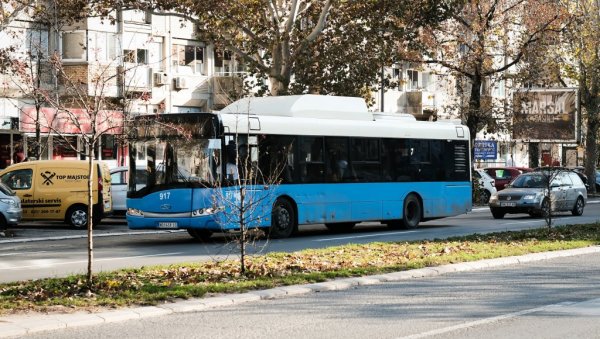 „ДВАНАЕСТИЦА“ МЕЊА ТРАСУ: Због радова на изградњи кабловског вода у Новом Саду