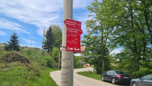 INFO TABLE I NA GOČU: Vrnjčani nastavili postavljanje turističke signalizacije