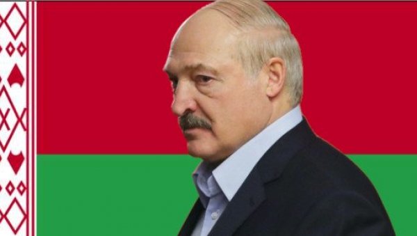 ЛУКАШЕНКО ДОЧЕКАО СВОЈИХ ПЕТ МИНУТА: Борити се против миграната тенковима - уцена