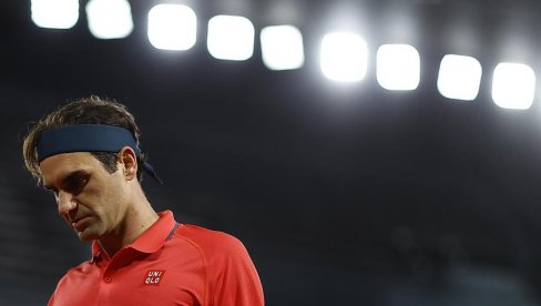 SAD JE STVARNO KRAJ: Federer se zvanično povukao s RG, Novaku otvoren put do polufinala