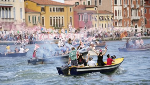 SA TRGA SAN MARKO U VENECIJI NEĆE SE VIŠE VIDETI VELIKI BRODOVI: Vlada Italije odlučila da više neće dopustiti da se ,,kvari lepota Trga