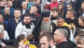 JAKE REČI MITROPOLITA JOANIKIJA U NIKŠIĆU: Tugu smo delili kada su odlazili najveći iz našeg roda (FOTO/VIDEO)