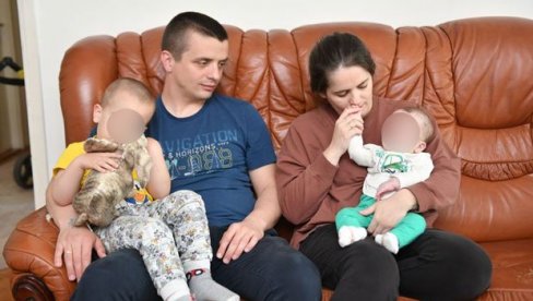NA RESPIRATORU SA UPALOM PLUĆA: Malenom Bošku Gugleti iz Novog Sada se pogoršalo stanje nalazi se u Dečjoj bolnici NA RESPIRATORU SA UPALOM PLUĆA: Malenom Bošku Gugleti iz Novog Sada se pogoršalo stanje nalazi se u Dečjoj bolnici