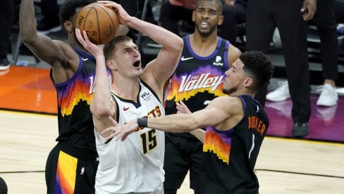 JOKIĆ NE MOŽE SVE SAM: Finiks zaustavio Nagetse,  Denver vodio +10 pa nestao u Arizoni (VIDEO) (FOTO)