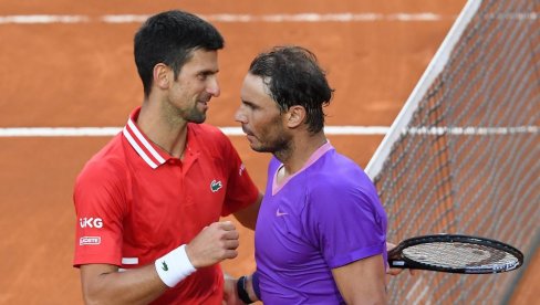 NOVAK IM POKVARIO POSAO: Nadalov sponzor unapred štampao majice sa natpisom Rafa 21 u čast Špančevog nepostojećeg 21. gren slema (FOTO)