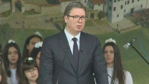 JAKA PORUKA PREDSEDNIKA VUČIĆA: Borićemo se za Srbiju, nećemo biti ničiji podanici! (VIDEO)