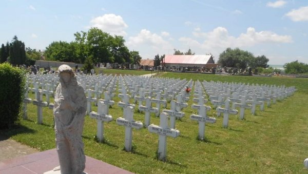 У ШАРВАРУ СУ И ДЕЦУ САТИРАЛИ: Само у првој години од депортације умрло је 1.500 малишана