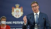 VUČIĆ NA POTPISIVANJU UGOVORA SA BRISELOM: Predsednik Srbije sa komesarkom EU o upravljanju migracijama (VIDEO)