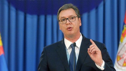 VUČIĆ PRIPADNICIMA MUP-A: Srpski policajac mora da ima dostojan život, radite najteži posao