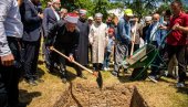 POČELA GRADNJA CENTRALNE DŽAMIJE: U Bijelom Polju položen kamen temeljac