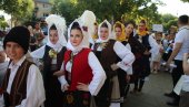 U ŽITIŠTU NA ŽITNICI: Tradicionalna manifestacija u srcu Banata okupila više od 350 učenika (FOTO)