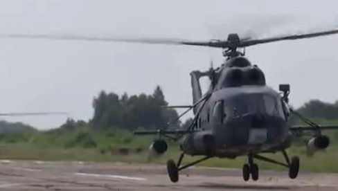 MISTERIOZNI RUSKI HELIKOPTER SLETEO U AMERIKU: Sumnjivi muškarci otišli u šumu, blizu vojne baze, izazivajući haos (VIDEO)