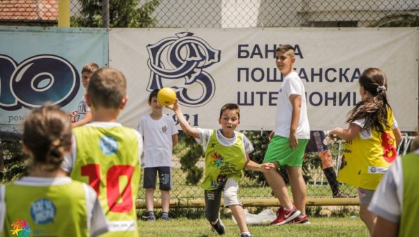 ПРЕДСЕДНИК ВУЧИЋ ПОКРОВИТЕЉ Свечано отворене Спортске игре младих Србије