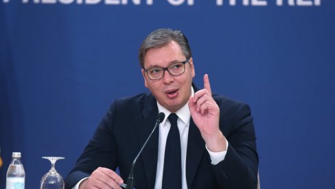 VUČIĆ OTKRIO PODLE NAMERE KOMITA: Plan je da ugase Srpsku pravoslavnu crkvu Crnoj Gori i da Srbi potpuno nestanu