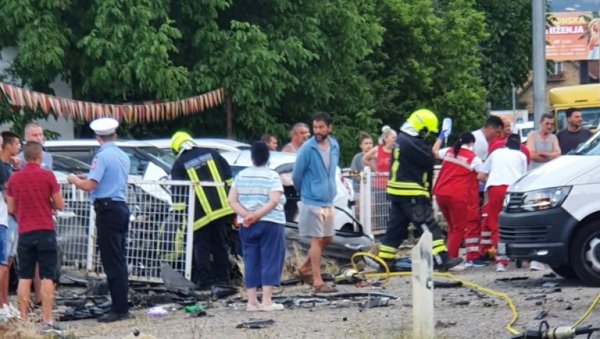 ЛАНЧАНИ СУДАР У БАЊАЛУЦИ: Повређено више особа, на месту саобраћајне несреће полиција и ватрогасци