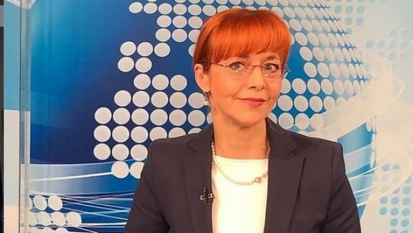 ВОДИТЕЉКА ДНЕВНИКА СЕ МЕСЕЦИМА БОРИЛА СА КОРОНОМ: Огласила се на Инстаграму - Поново у својој другој кући (ФОТО)