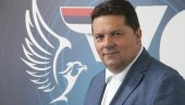 STEVANDIĆ PORUČIO BLOKADERIMA: Ko god je šta nesrpski na Vidovdan planirao nije se u ljude upisao već se iz ljudi ispisao (FOTO) STEVANDIĆ PORUČIO BLOKADERIMA: Ko god je šta nesrpski na Vidovdan planirao nije se u ljude upisao već se iz ljudi ispisao (FOTO)