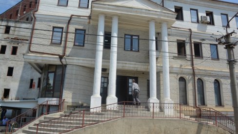 UVEDENE RESTRIKCIJE U VODOSNABDEVANJU: Zabrane usled neracionalne potrošnje vode u Župi UVEDENE RESTRIKCIJE U VODOSNABDEVANJU: Zabrane usled neracionalne potrošnje vode u Župi