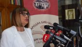 U KULTURI NEMA MALIH I VELIKIH SREDINA: Ministarka Gojković posetila Muzej naivne i marginalne umetnosti