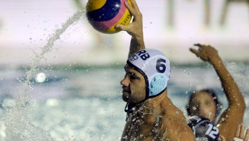 DALEKO OD TROFEJA: Vaterpolisti Radničkog u prvoj utakmici finala Evrokupa izgubili od Pro Reka