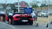 BOLJE GURATI “LAMBORGINI” NEGO VOZITI “FIJATA”: Nesvakidašnji prizor na Novom Beogradu, komentari pljušte (VIDEO)