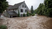 RASTE BROJ NASTRADALIH U POPLAVAMA U NEMAČKOJ: Voda nosi sve pred sobom - kuće srušene (FOTO/VIDEO)