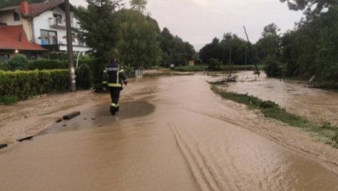 ПОПЛАВЕ У ДЕЛУ ОПШТИНЕ ПЕТРОВАЦ НА МЛАВИ: Проглашена ванредна ситуација