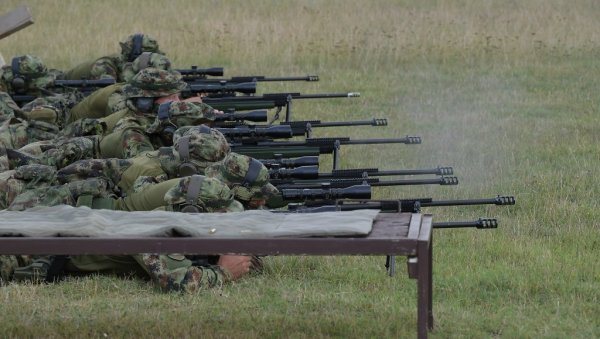 НОВЕ ПОГОДНОСТИ ЗА ДОБРОВОЉНО СЛУЖЕЊЕ ВОЈНОГ РОКА: Повећане плате војницима, али то није све