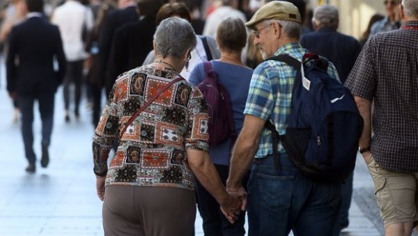 У ДВЕ ОПШТИНЕ ЈЕ СВАКИ ДРУГИ ПЕНЗИОНЕР: У две старих особа готово да и нема!