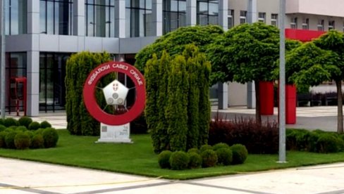 ТВОЈА ЉУБАВ ПРЕМА ФУДБАЛУ... Фудбалски савез Србије у неверици после смрти тренера Радничког на утакмици