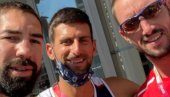 VIDITE ŠTA JE PORUČIO ĐOKOVIĆU: I veliki Nikola Karabatić se poklonio Novaku (FOTO) VIDITE ŠTA JE PORUČIO ĐOKOVIĆU: I veliki Nikola Karabatić se poklonio Novaku (FOTO)