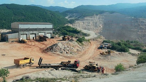 УКРАЈИНСКИ ПОСЛАНИК: Потписивањем споразума са САД Украјина губи део економског суверенитета УКРАЈИНСКИ ПОСЛАНИК: Потписивањем споразума са САД Украјина губи део економског суверенитета