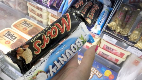 ХРВАТСКА ПОВУКЛА СЛАДОЛЕДЕ SNICKERS, TWIX, BOUNTY: У Србији још на полицама