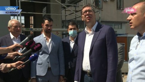 VUČIĆ U KLINIČKOM CENTRU SRBIJE: Hvala vam - Izgledaće kao svemirski brod (FOTO, VIDEO)